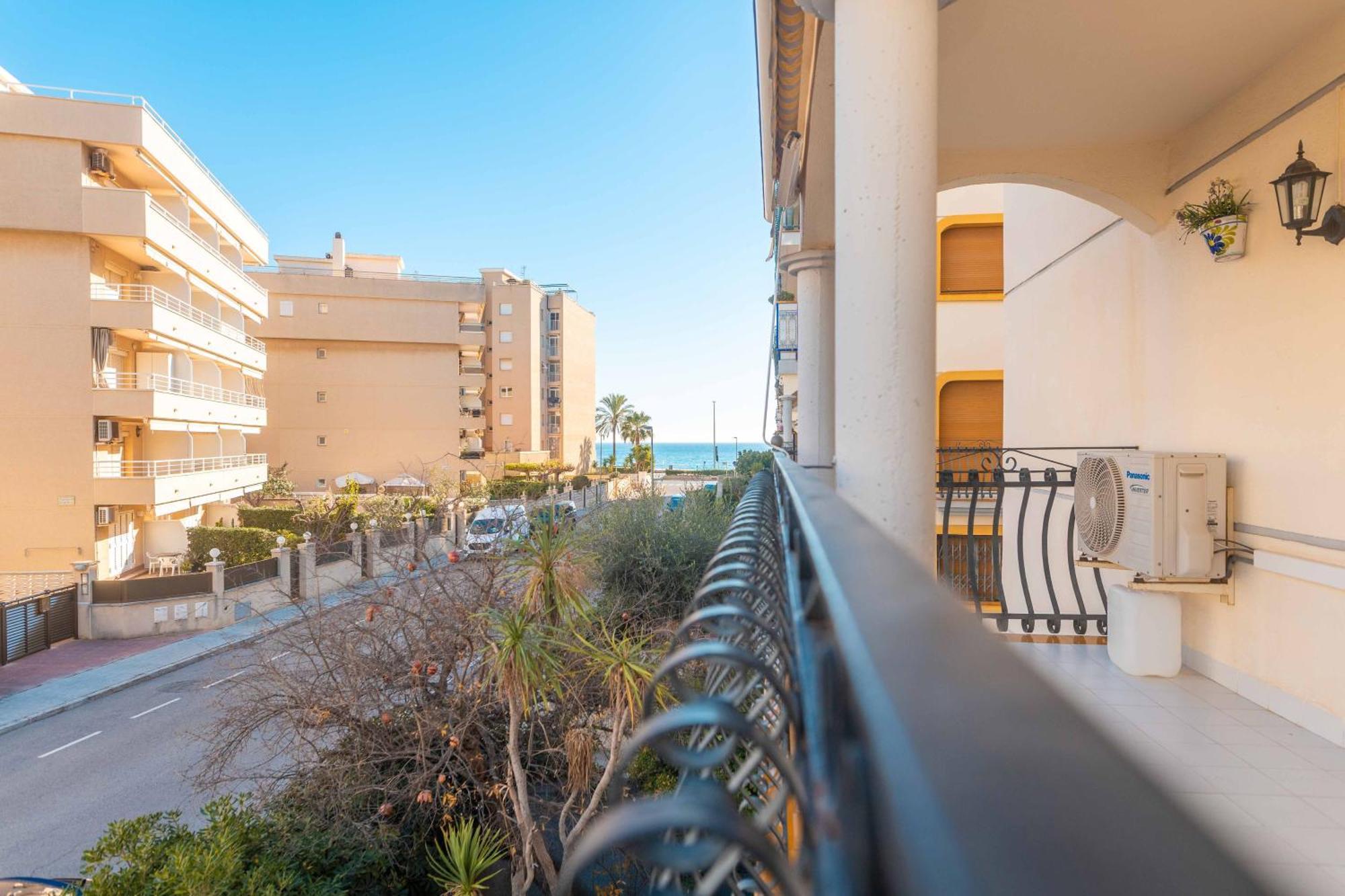 Suitur Apartament Familiar Con Piscina Calafell Apartment Exterior photo